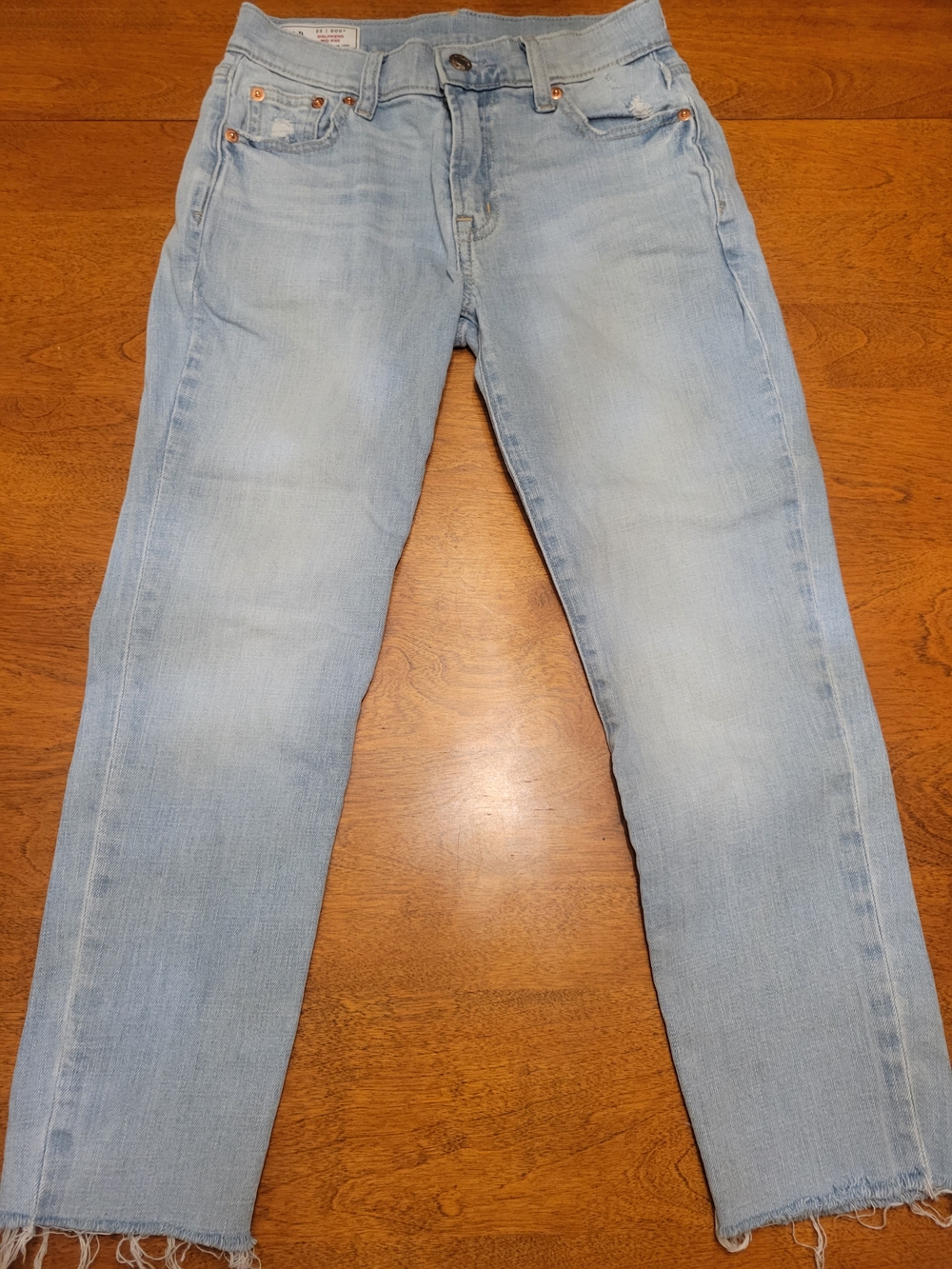 GAP Petite Girlfriend Mid Rise Jeans | 23P